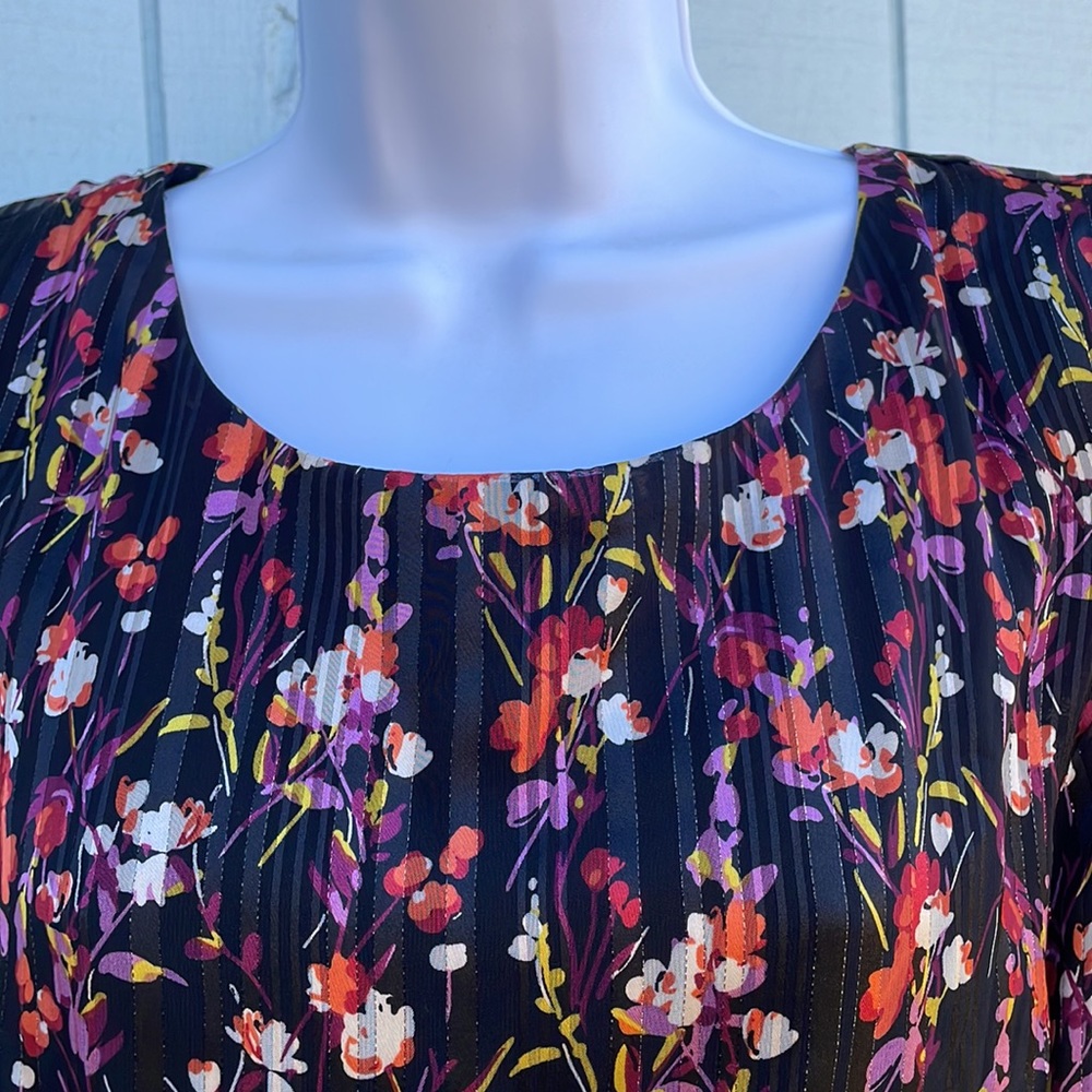 LANE BRYANT SHIMMERING FLORAL MAXI DRESS SIZE 20 - Picture 6 of 13